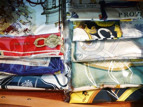 How to store your HERMES scarves